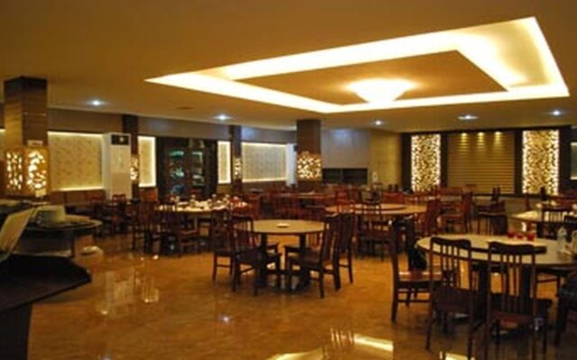 Pelangi Hotel & Resort