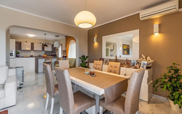Nice Home in Vodnjan With Wifi and 3 Bedrooms
