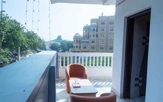 OYO 10499 Hotel Shiv Shakti