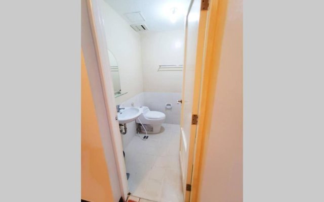 3415 HoliStay Manila 1-Bedroom Condo with NETFLIX and Balcony