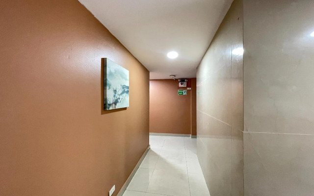 Lucky Inn Suites