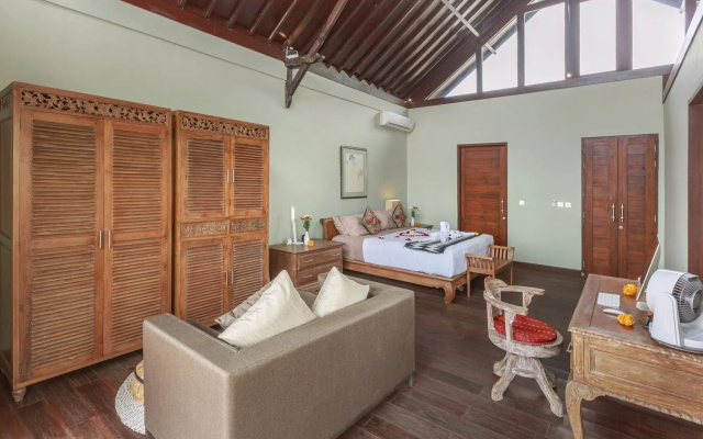 Solo Villas and Retreat