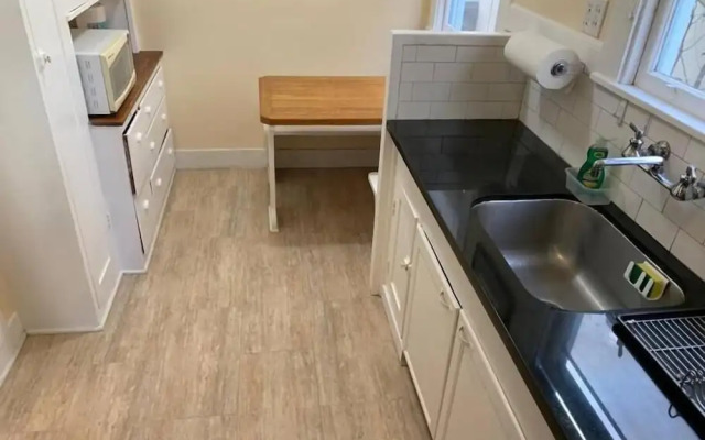 Cozy Private Rooms near UC Berkeley