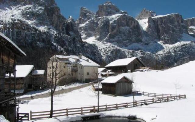 Apartments Residence Alta Badia