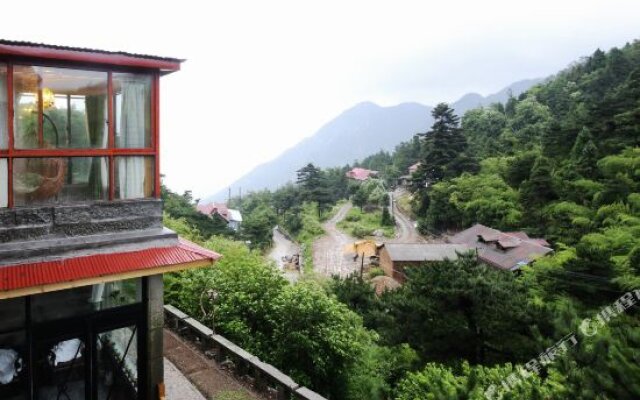 Banyuewan Inn (Mount Lu Yunmeng)