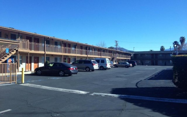 Downtown Motel 7