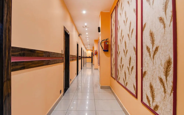 Fabhotel Royal Park Inn