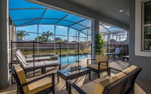 6-Bedroom Villa in Davenport 1626MVD