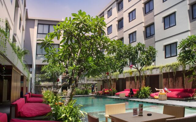 Hotel Dafam Savvoya Seminyak Bali