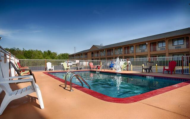 Quality Inn Glenpool - Tulsa