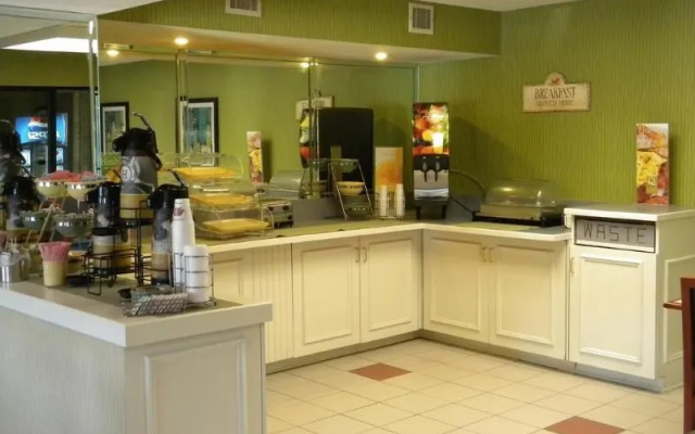 Quality Inn At Fort Lee