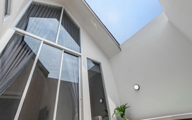 Nidhra Residence