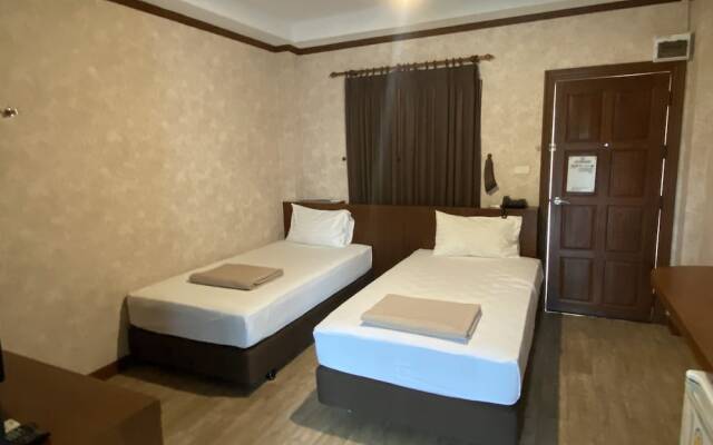 RoomQuest Chonburi Laem Chabang