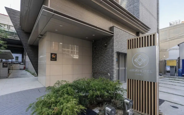 hotelImage