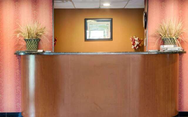 Quality Inn Broken Arrow - Tulsa