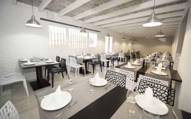 Hostal & Restaurante Avenida