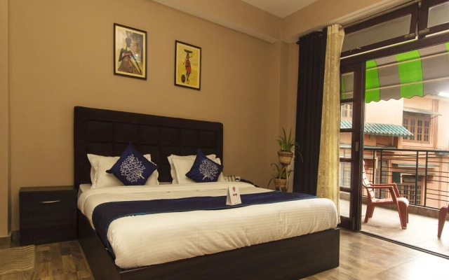Hotel Red Panda by OYO Rooms