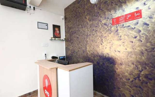 V Wella Comforts By OYO Rooms