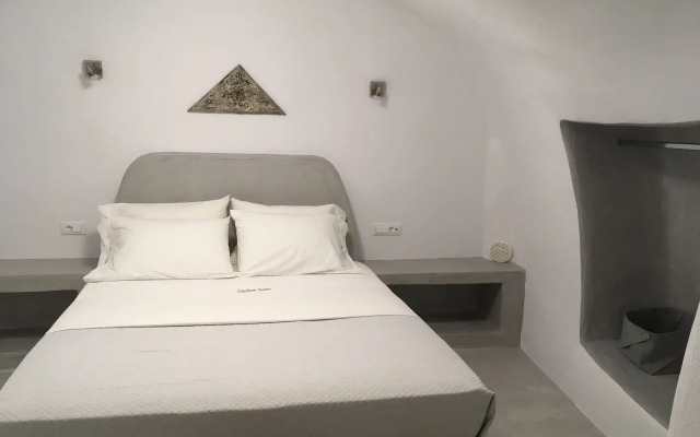 Theodora Suites - Adults Only