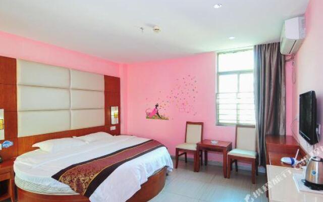 V8 Theme Hotel Xiuying