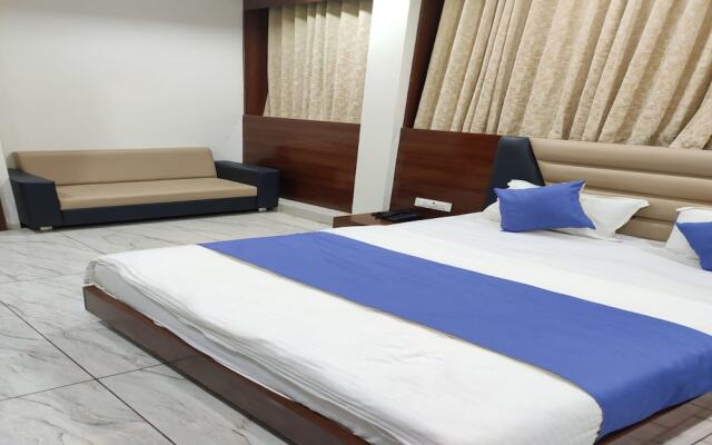 Hotel R R One
