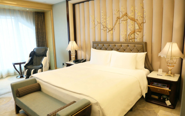 Wanda Reign Wuhan