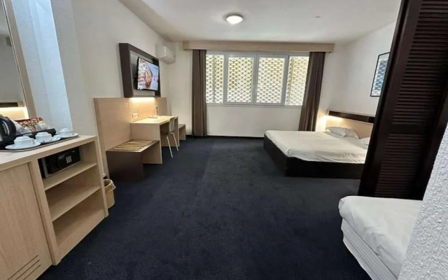 Best Western Hotel Le Paris - Image 6