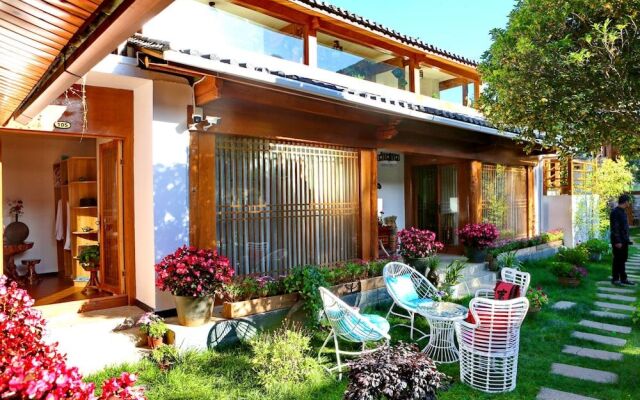 Ling Jing Boutique Inn