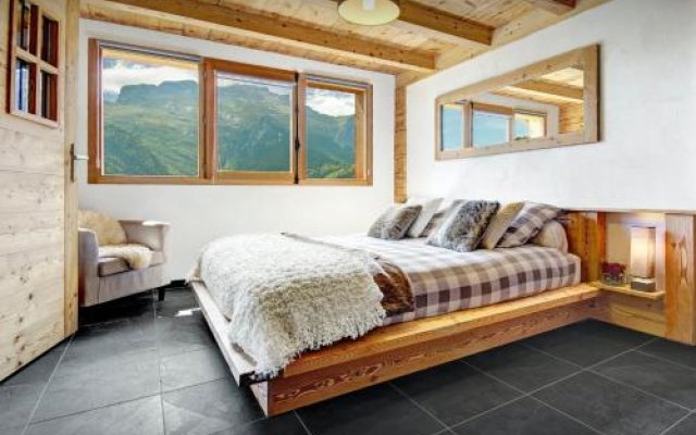Chalet Ladroit - OVO Network