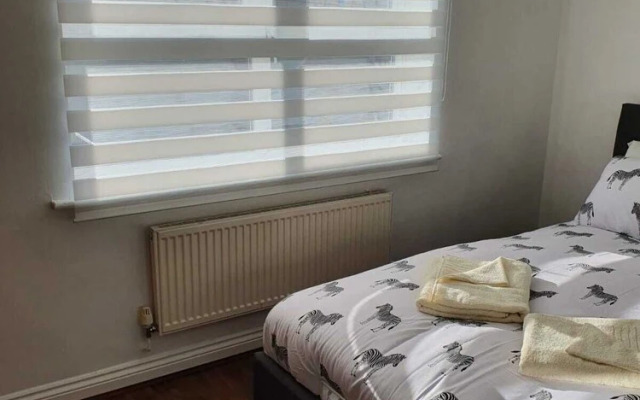 Affluent Apartment Warepoint