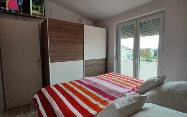 Beachfront Apartment With Balcony and Sea View