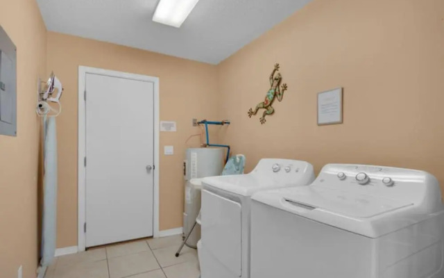 Pineapple Cabana by Bliss Beach Rentals