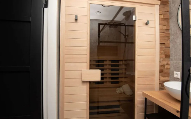 Apartment in Renesse With Garden