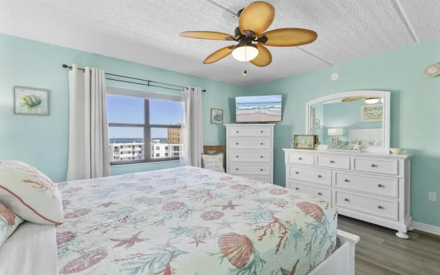 Ocean Terrace Club 604