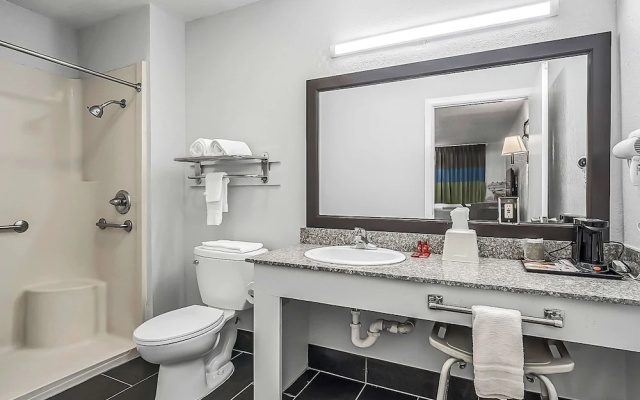 Rodeway Inn & Suites Oklahoma City