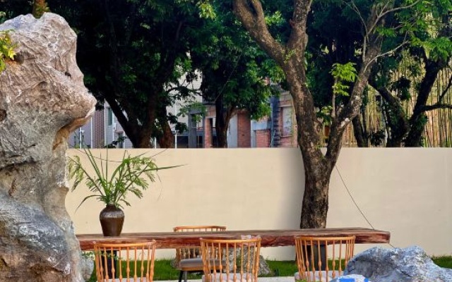 Sanqian Courtyard