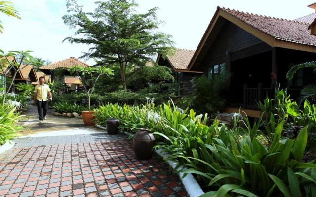 The Manor Beach Resort