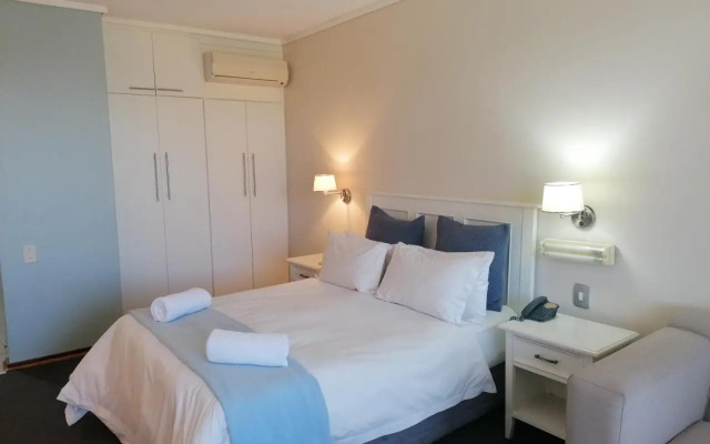 Beachfront Dream 256 Brookes Hill Suites