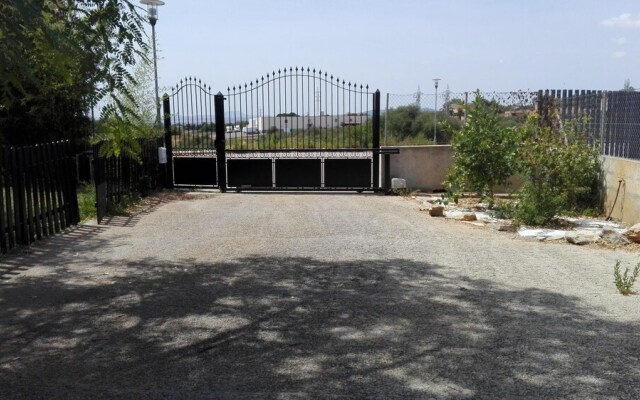 Villa With 4 Bedrooms in Manacor, With Wonderful Mountain View, Privat