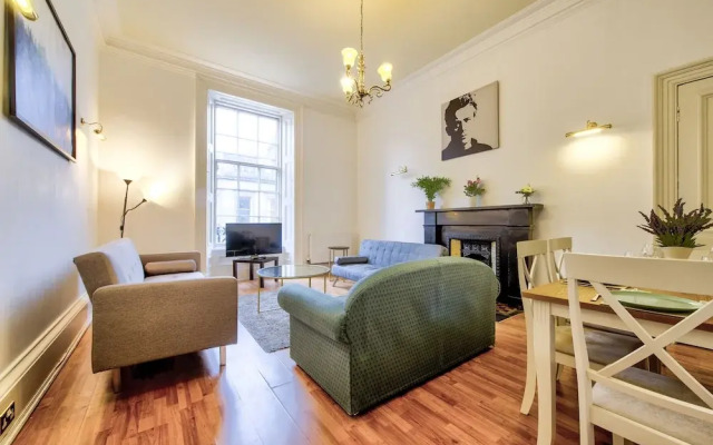 Alva - City Centre Apartment