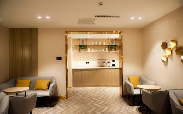 Starway Hotel Zhangjiakou Hongqilou