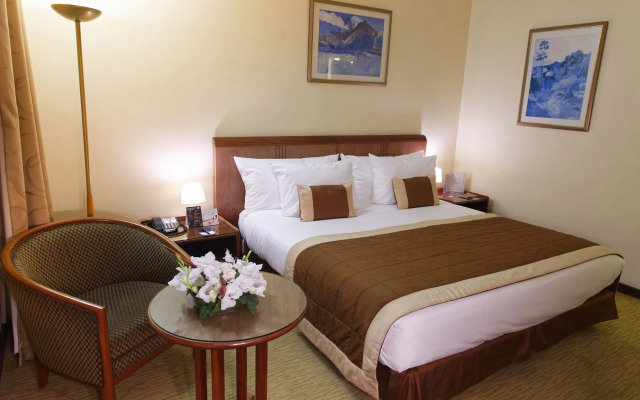 Carlton Hotel