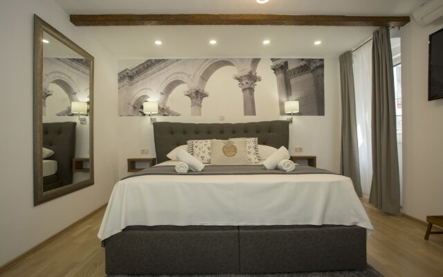 Luxury room inside of Diocletian palace