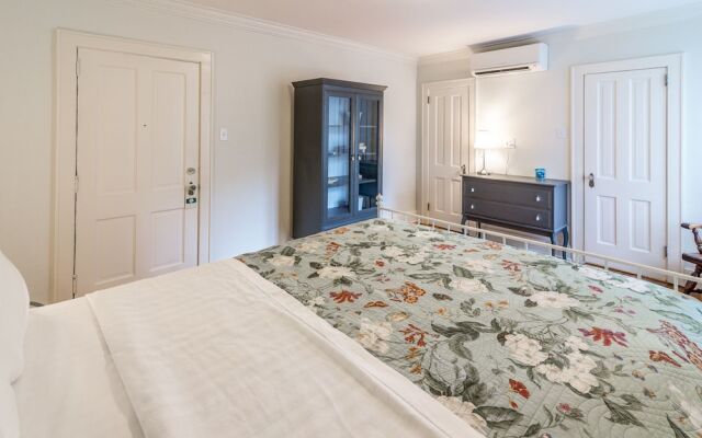 The Monte Vista Hotel