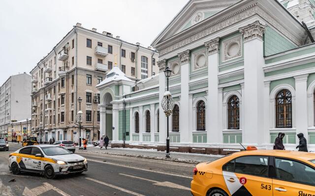 Flatforyou (Flatforyu) on Pokrovka street 11