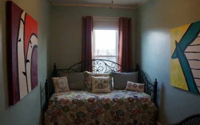 The Muse Gallery Guesthouse