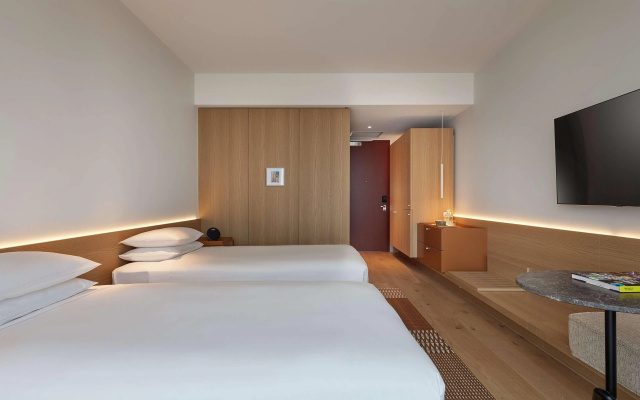 Hyatt Centric Melbourne – Guest Rooms – Melbourne