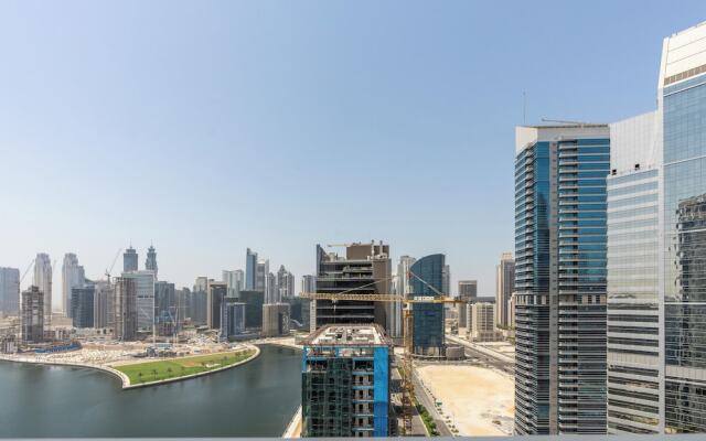 SuperHost - DAMAC Maison Prive Studios