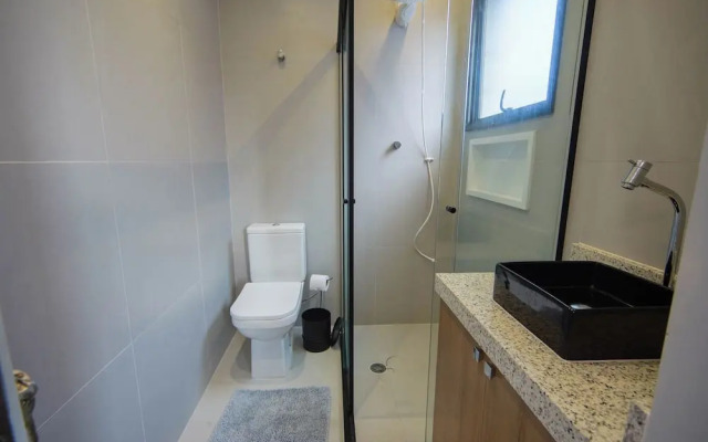 Apto pet Friendly com Garagem a 100m do mar