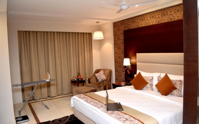 Lords Plaza, Surat